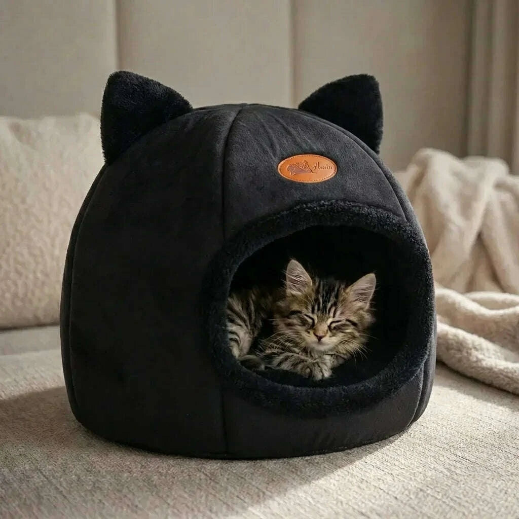 Maison design pour chat en noir — vue de côté