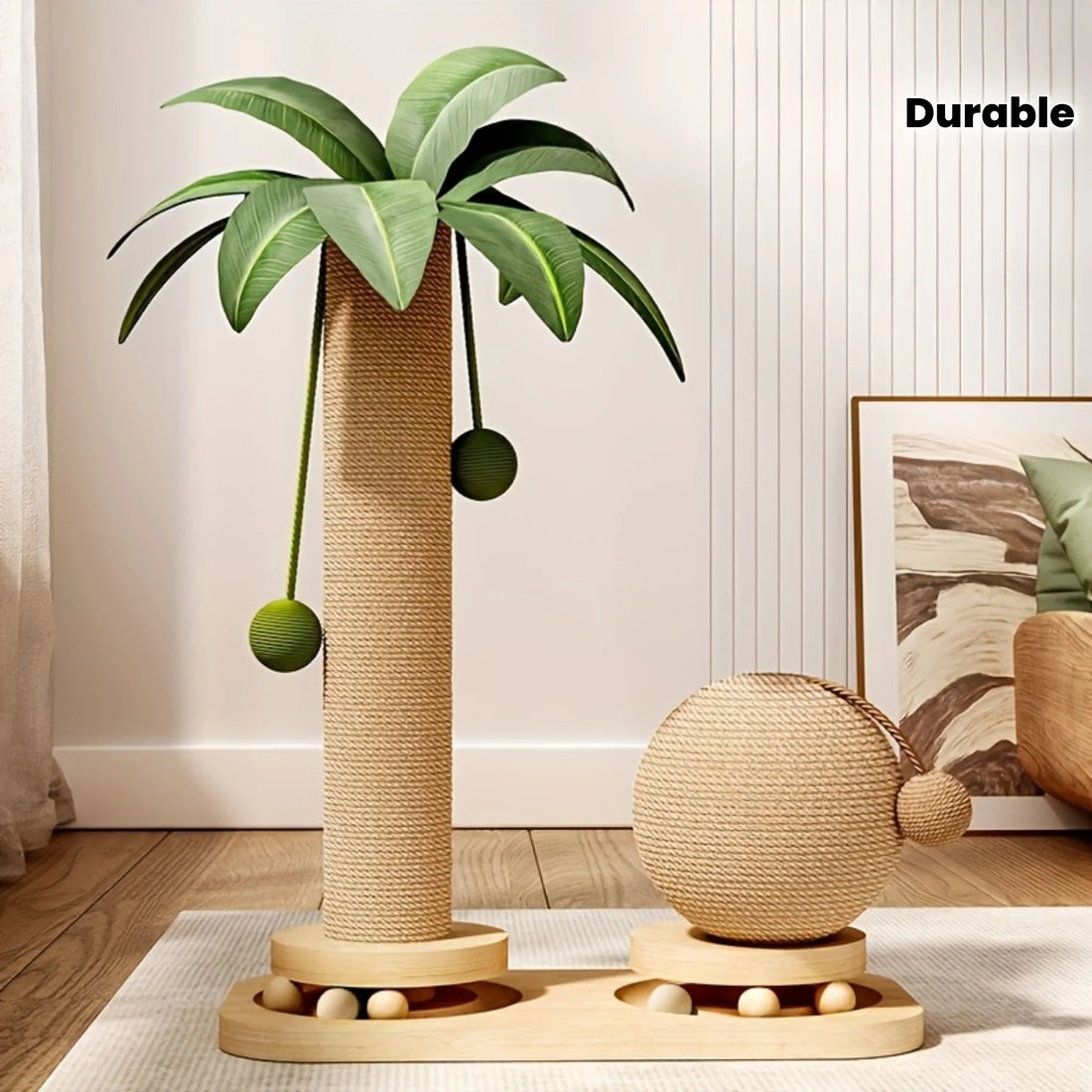 Mobilier de griffe pour chat en forme de palmier, présenté comme durable, dans un intérieur beige