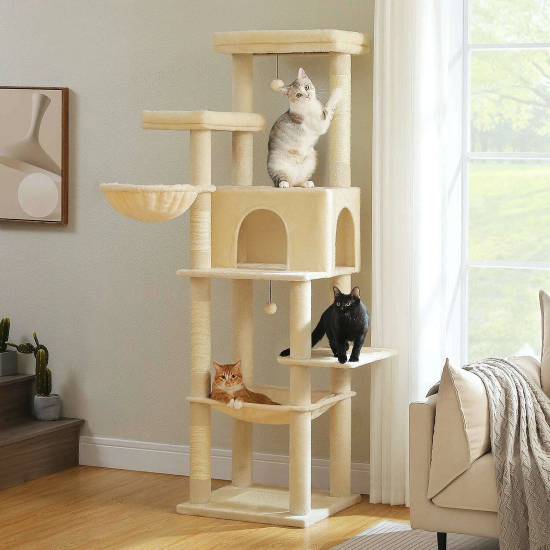 Arbre à chat design épuré et fonctionnel — vue d'ensemble