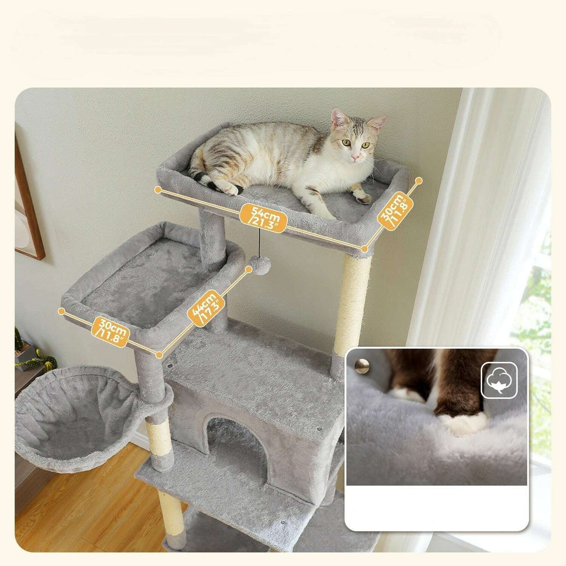 Arbre à chat design épuré et fonctionnel — vue zoom