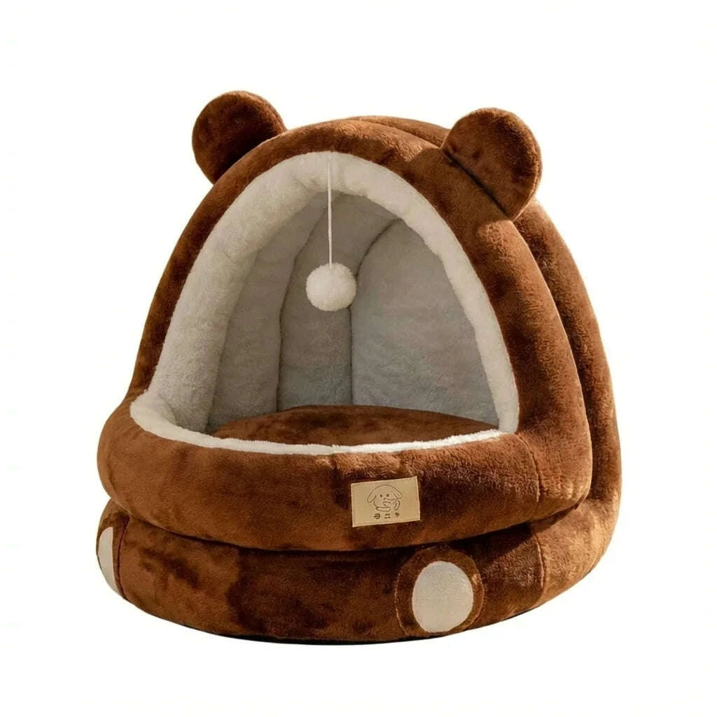Maison pour chat au design inspiré d'un ours