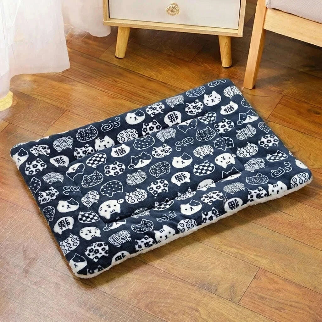 Tapis design pour chat intérieur — vue de côté