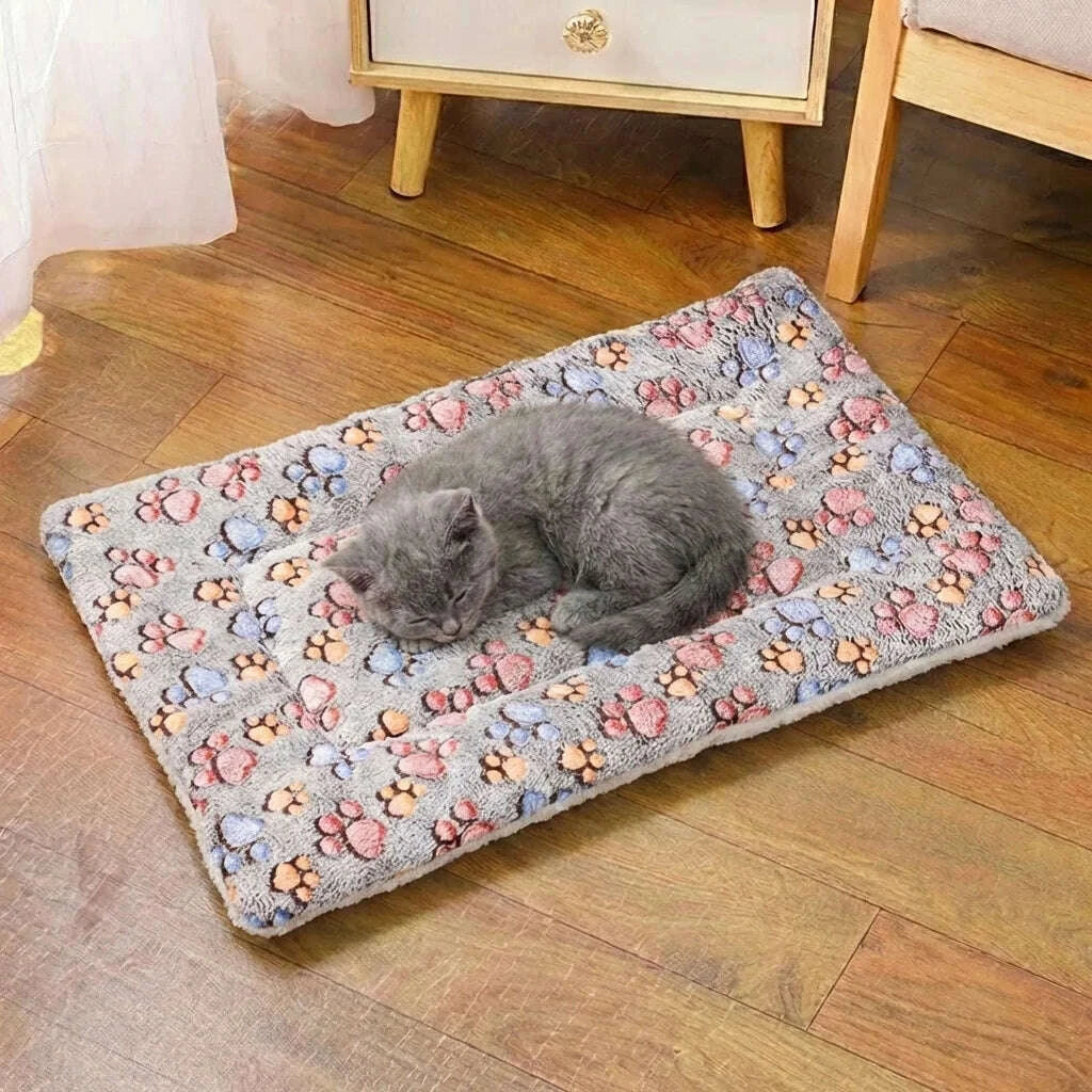 Tapis intérieur douillet pour chat — vue d'ensemble
