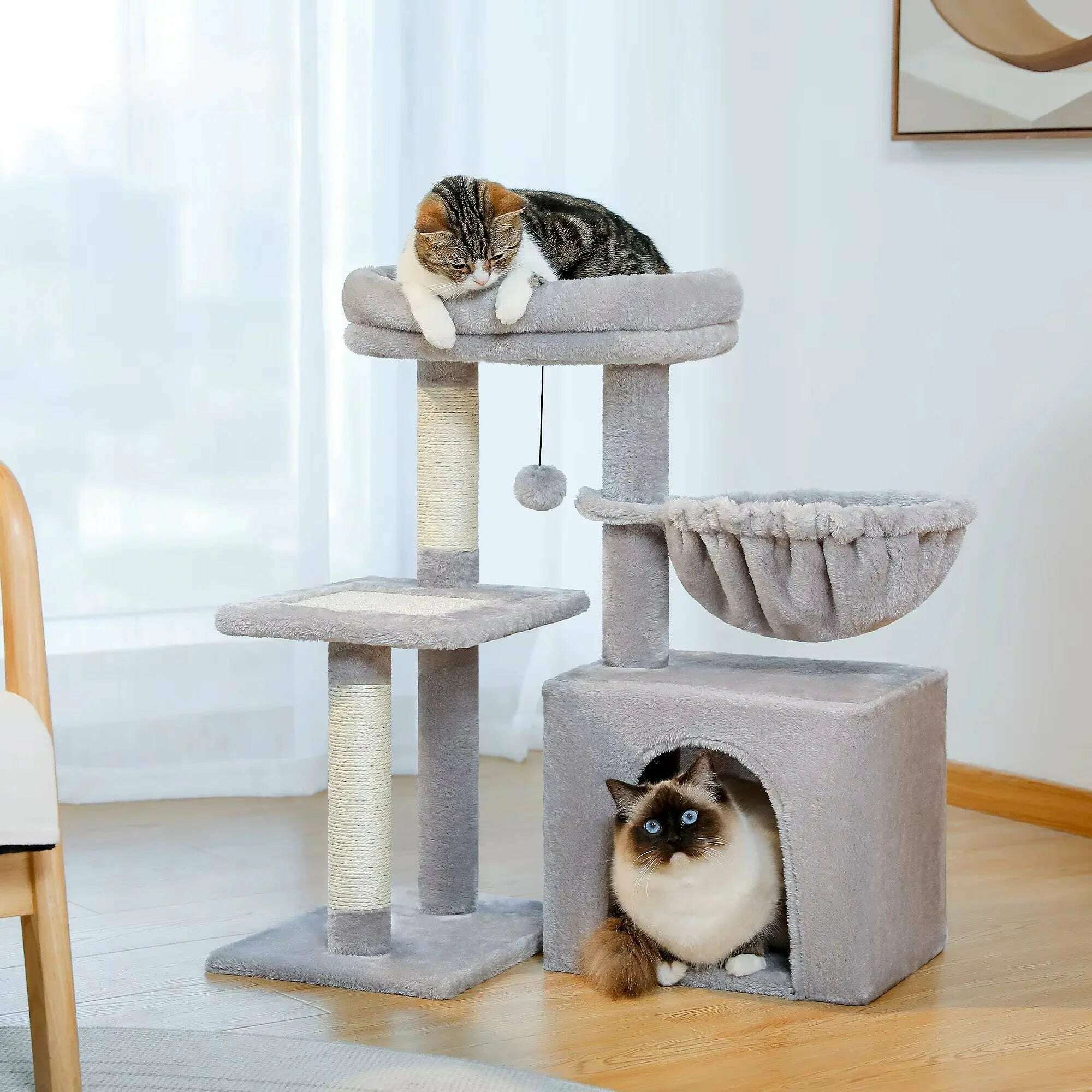 Arbre à chat compact et design — vue d'ensemble