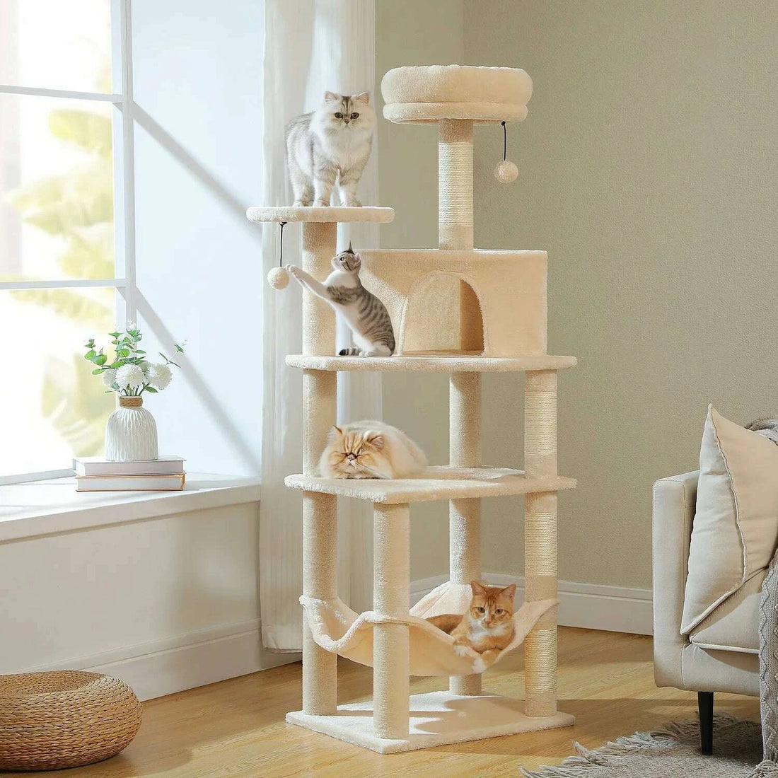 Arbre à chat style scandinave — vue de côté