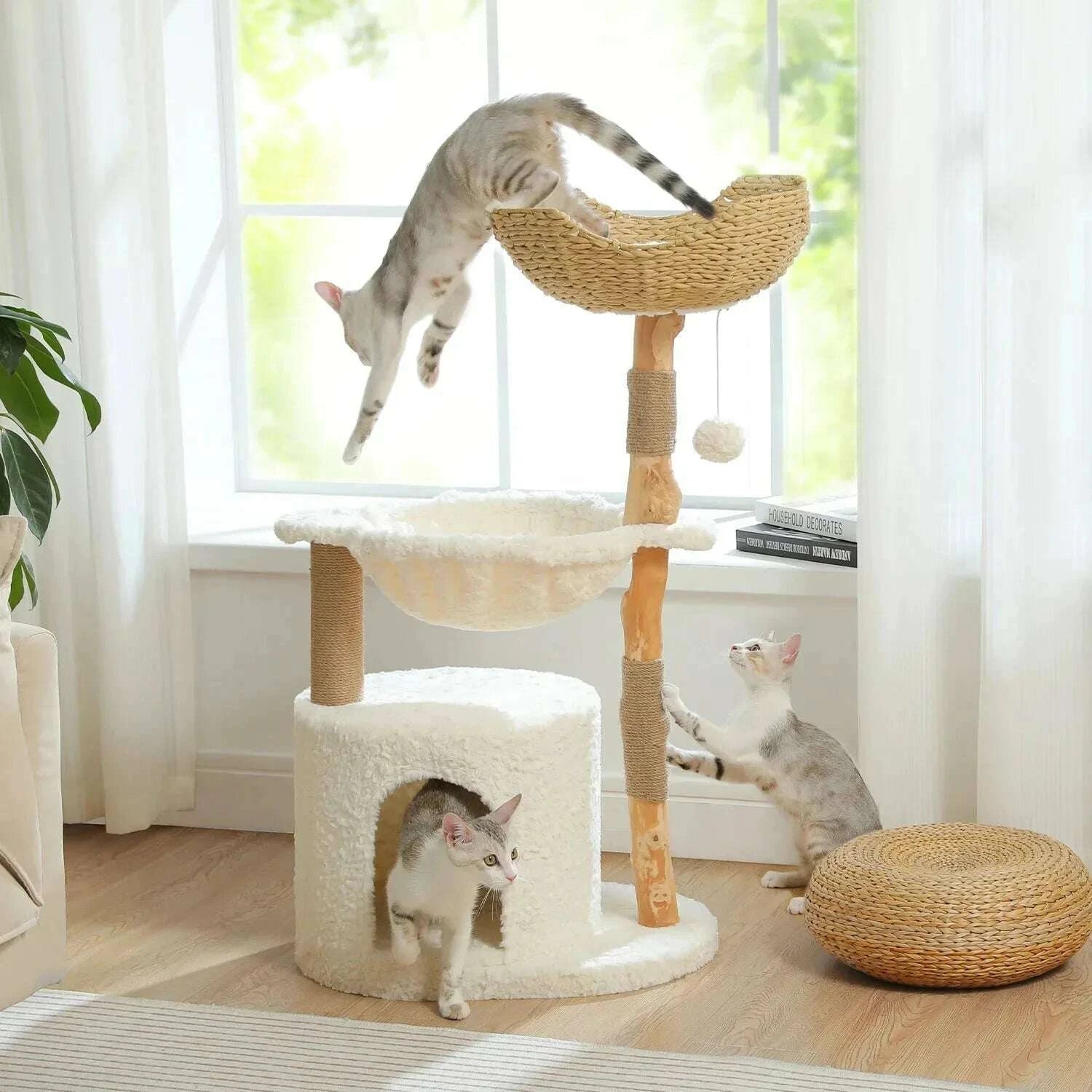 Petit arbre à chat en bois massif — vue d'ensemble