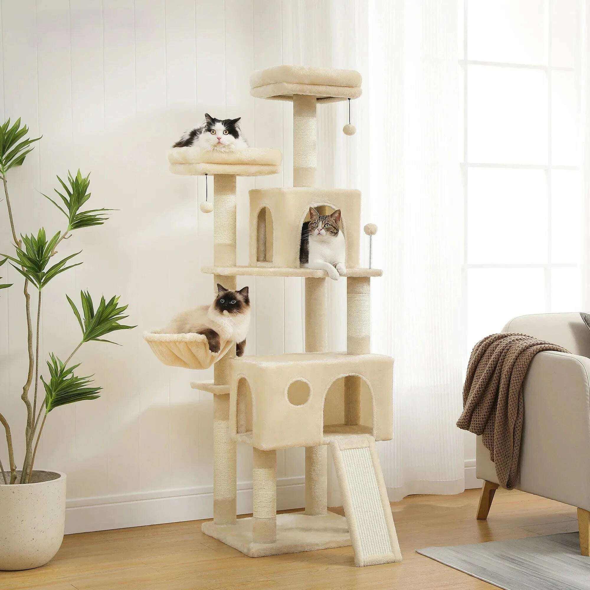 Arbre à chat XXL élégant et fonctionnel — vue d'ensemble