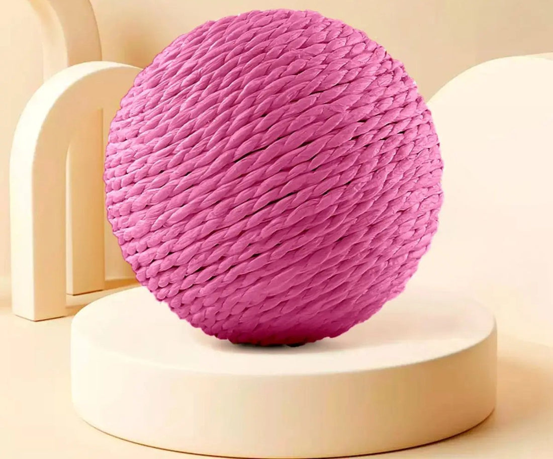 Sisal scratching ball for cats, pink