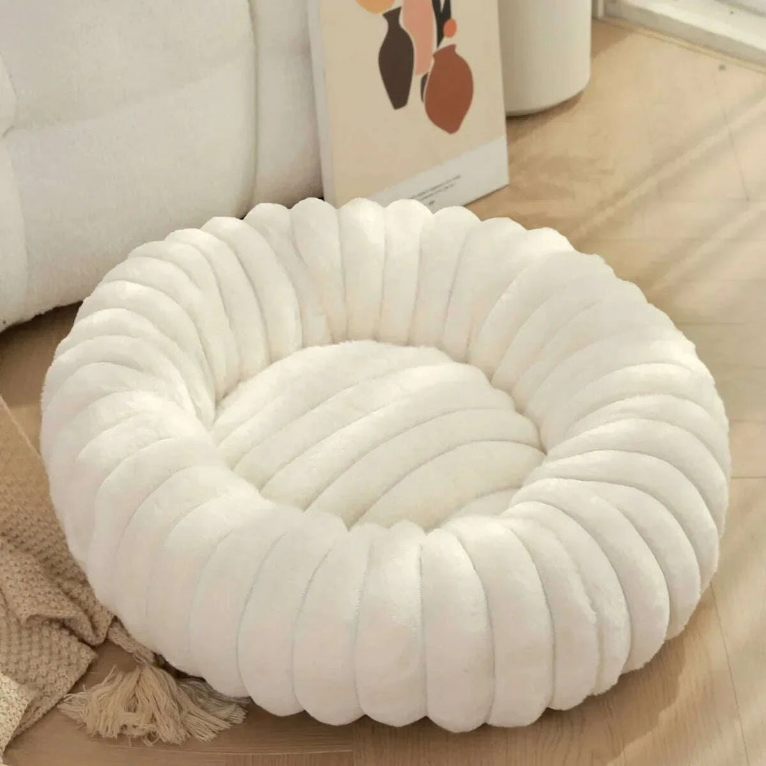 Panier pour chat blanc rond et confortable — vue zoom