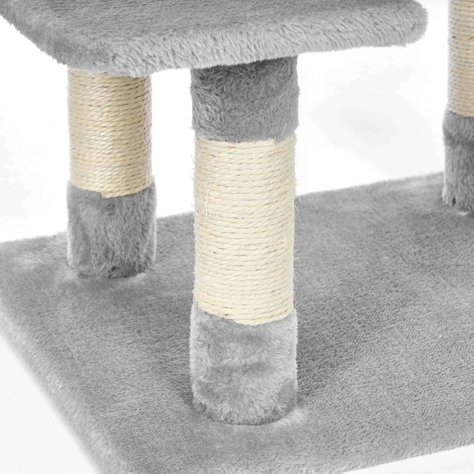 Petit arbre à chat compact — détail