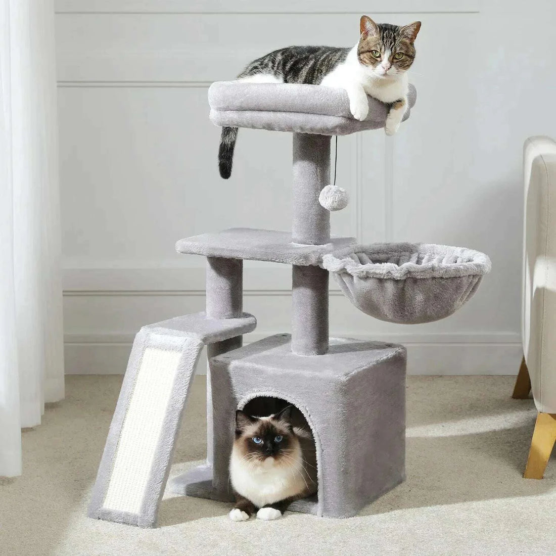Petit arbre à chat design — vue zoom