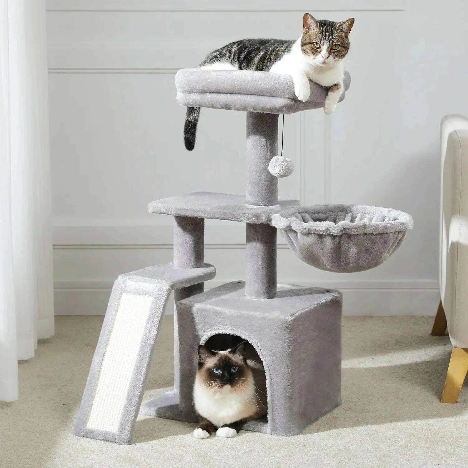 Petit arbre à chat design — vue zoom