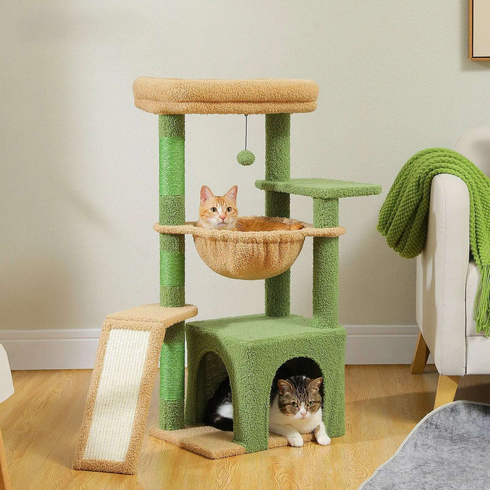 Petit arbre à chat avec hamac intégré — vue arrière